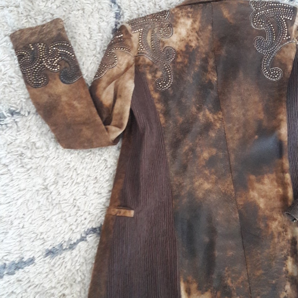 Brand New- Leather Jacket - L Size (Authentic Leather) - Picture 5 of 5